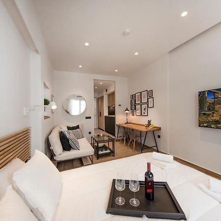 Downtown Syntagma Apartment 2 เอเธนส์ ภายนอก รูปภาพ